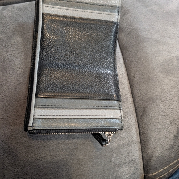 Brighton Barbados Credit Card Wallet Black N Grey 🩶 - Picture 10 of 11